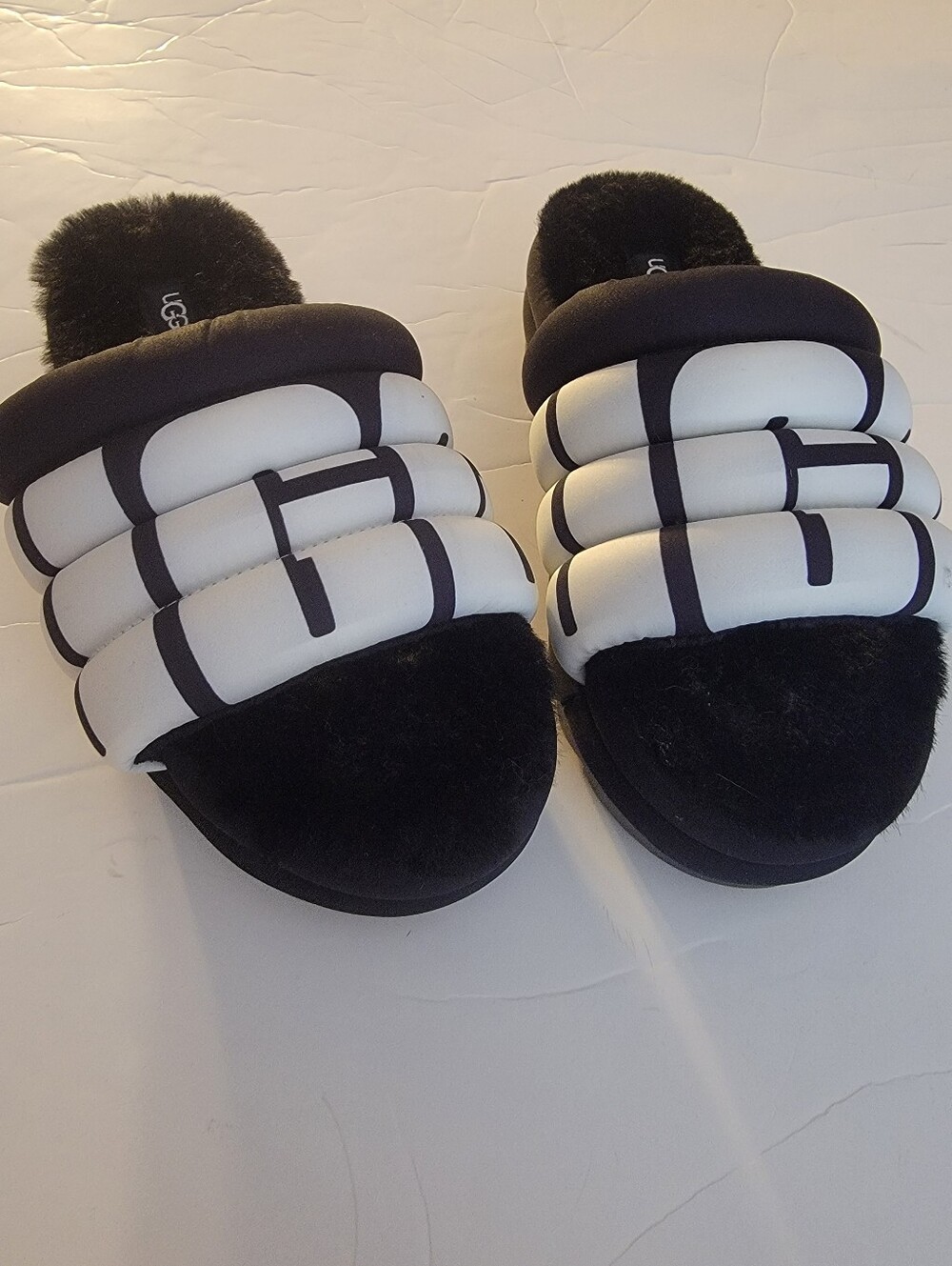 UGG Women's Maxi Slide Logo Sandal , new No Box Size 8